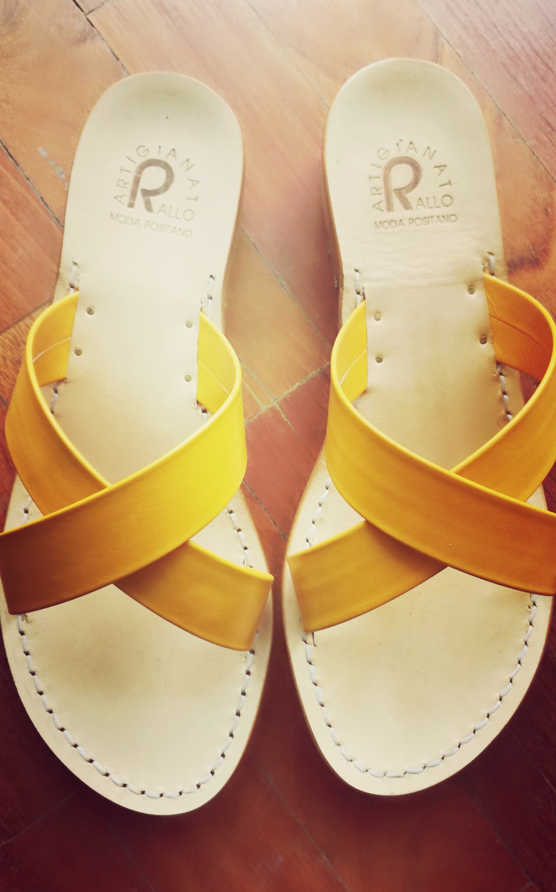 Positano handmade sandals with yellow straps